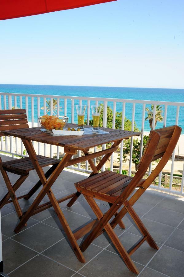 Apartamento Frente Al Mar Canet De Mar Exterior photo